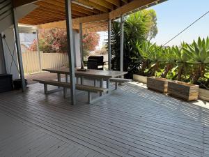 Marine Parade Holiday Unit 2