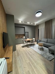 Dennys Apartment New Bazaar Delight Premium