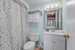 Oceanfront Inn Room #8 - Partial Ocean View - King Bed