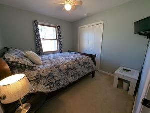 Lakefront sunsets-Large dock-Game room-Kyaks-SUP