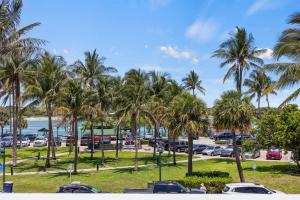 Oceanfront Inn Room #15- Inlet View- King Bed