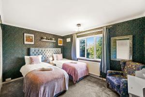 5 bedroom House for Contractors,Workers,Relocation,Insurance,Free Parking, Cottesloe