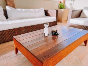 50m da PRAIA, Piscina, Academia, Portaria 24 horas, Churrasqueira