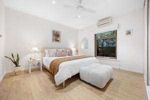 Mediterranean Muse - 3BR, Wi-Fi, Parking