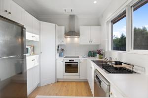 Mediterranean Muse - 3BR, Wi-Fi, Parking
