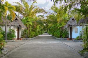 Scenic Pool Villa and Resort