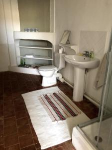 Elegant Town house-sleeps 14