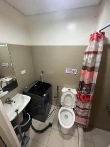 Shore Family suite TV with Netflix&fast WiFi MOA near NAIA 9116