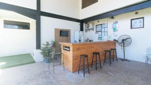 Mahayahay Lodge and Restaurant