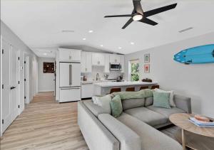 The Quaint Cardiff Hideaway with Pak N Play