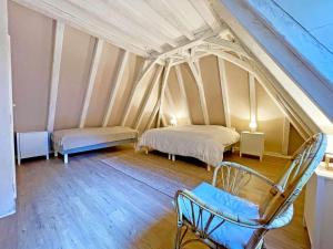 Maisons de vacances Maison de campagne avec piscine privee, 4 personnes - FR-1-824-9 : photos des chambres