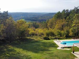 Maisons de vacances Maison plain-pied avec piscine privee au coeur du Perigord - FR-1-824-18 : photos des chambres