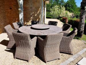 Maisons de vacances Maison privee avec piscine chauffee, 10 pers., Saint-Chamassy - FR-1-824-15 : photos des chambres