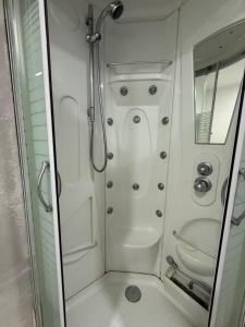 Caseros House - Guest House