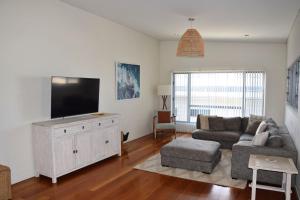 Cool and Calm - Bring your own linen