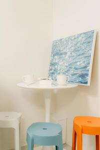 Gangnam, near subway, full option, 2 bedrooms, 2 Queen,Up to 4 people