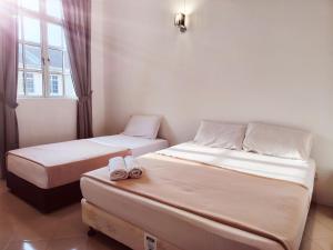 Pearl Villa 5 Bedroom Unit 17