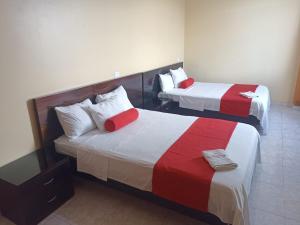 Royal Plaza Hotel Suite