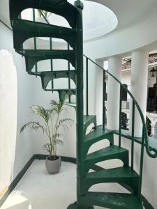 Captains Lounge- By Prince of Galle