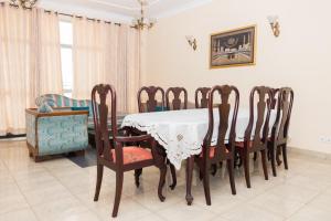 Asian Rooms Colombo 14