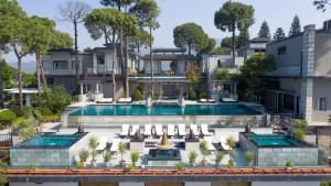 Moksha Himalaya Spa Resort