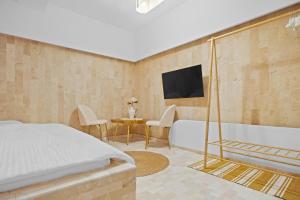 Santorini White Experience