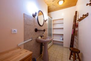 Maisons de vacances Gites Sambuy et Belle-Etoile : photos des chambres