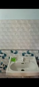 Home Stay - Colonelganj