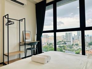 Near komtar apartment in goergetown 3br 10 pax