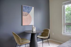 Redmond jr 1br w bbq gym nr shopping SEA-630