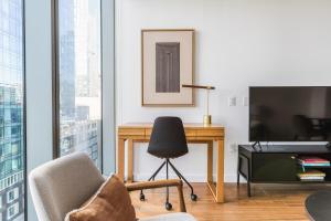 Blueground Rincon Hill pool wd nr Salesforce SFO-1803