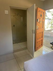 SnaMel Guest House Waterfall