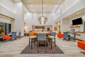 Hampton Inn & Suites DallasPlano-East