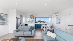 Boronia Beach House Three - 650m to the headland