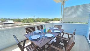 Boronia Beach House Three - 650m to the headland