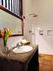 The Garden House Galle -Pool View Room - Pitiduwa