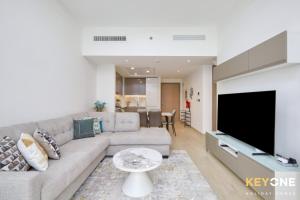 Exquisite Living in Riviera One Bedroom