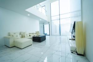 D9 TagVilla Palm Spring Villa in Pattaya 8 Bedroom