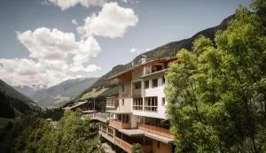 Wanderhotel Talblick - Riva di Tures