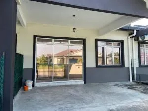 Homestay Idaman, Olak Lempit at Banting - Sungei Manggis