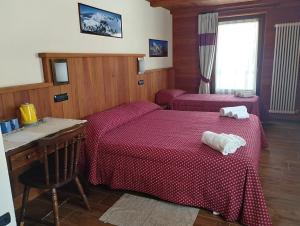 Dreibettzimmer mit Balkon