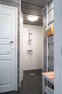 Holiday Cabin Pikkuleijona