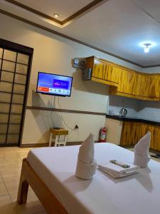 P3k suites barkada family room