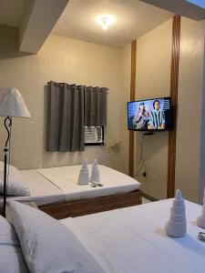 P3k suites barkada family room