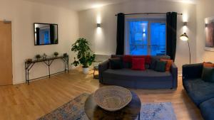 Edmonstone Suite Old Town