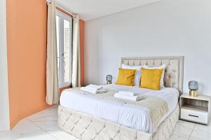 Appartement paisible en banlieue parisienne - III