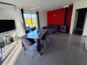 Sejours chez l'habitant chambre privee bleue avec piscine : photos des chambres