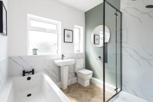 Glasswing Stays Newbiggin Beach House