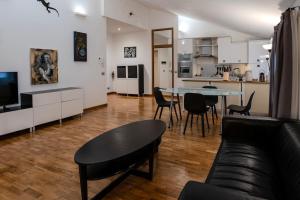 Restart Accommodations Dea Roma