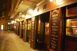 Budapest Downtown Apartments with Balcony & optional Garage & Restaurant in the building